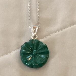 925 Sterling Silver Malachite Flower Pendant w/Stainless Steel Chain